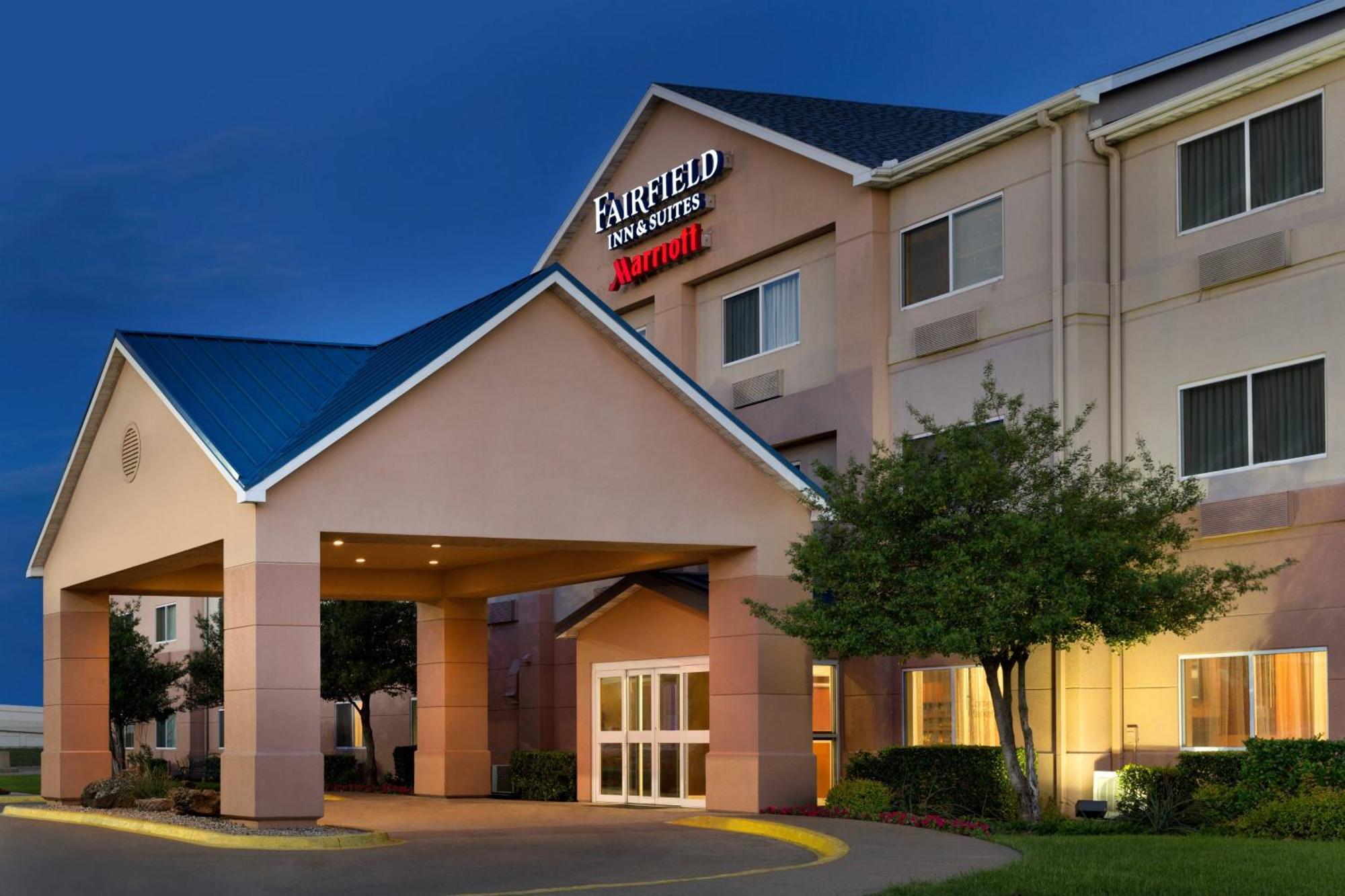 Hotel Fairfield & Dallas