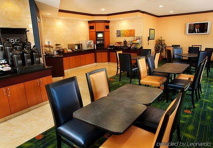 Hotel Fairfield & Dallas